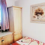 Ecrins De La Badine- Pinede Appartement *
