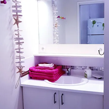 아파트 Ecrins De La Badine- Pinede 히에레