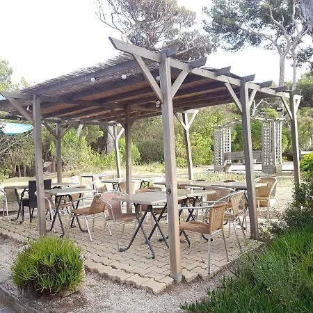 Ecrins De La Badine- Pinede 히에레