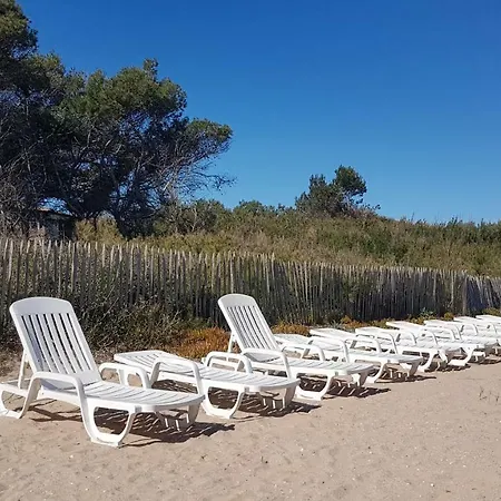 Ecrins De La Badine- Pinede 아파트 *