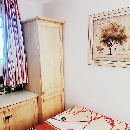 Ecrins De La Badine- Pinede Apartment *